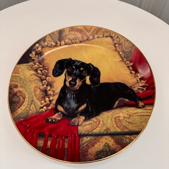 Danbury Mint DACHSHUND Dachsund Doxie OH SO COMFY Limited Edition  Plate - Picture 3 of 3
